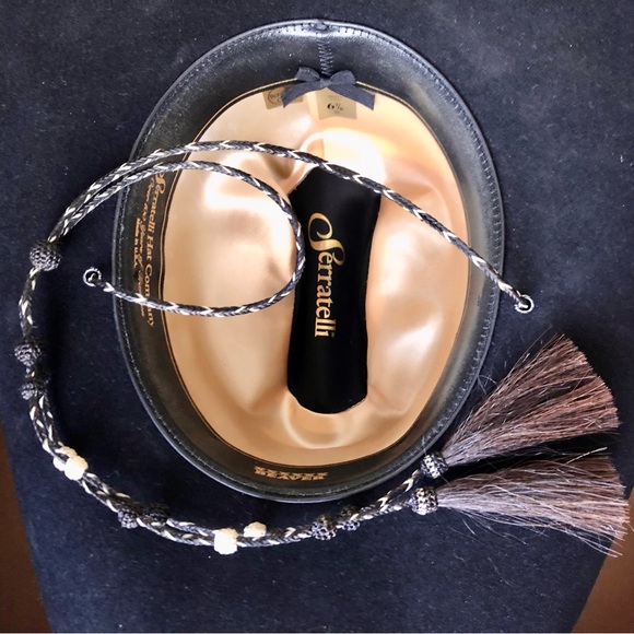 Chapeau Cowboy Serratelli – 8x Castor, Noir, 7 1/8 (57cm), Long Ovale (occasion)